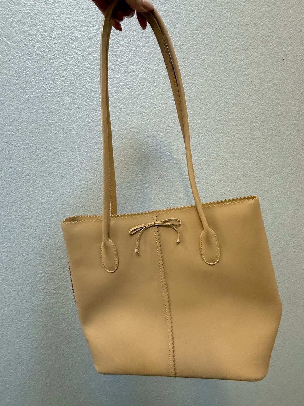 M. London Italian Leather Cream Bow Tote Bag | Shoulder Bag